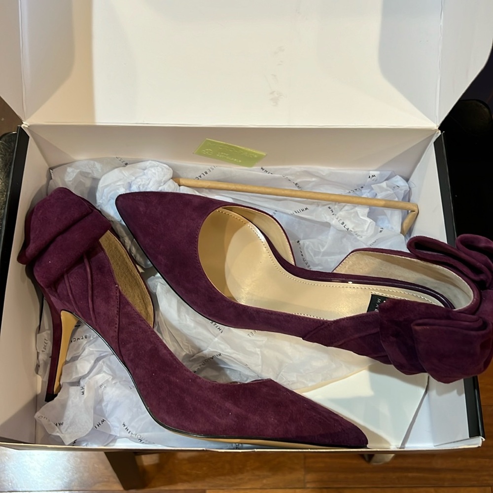 WHITE HOUSE BLACK MARKET empire plum Callie suede HH Bow Pump NIB 8.5 - Picture 3 of 9